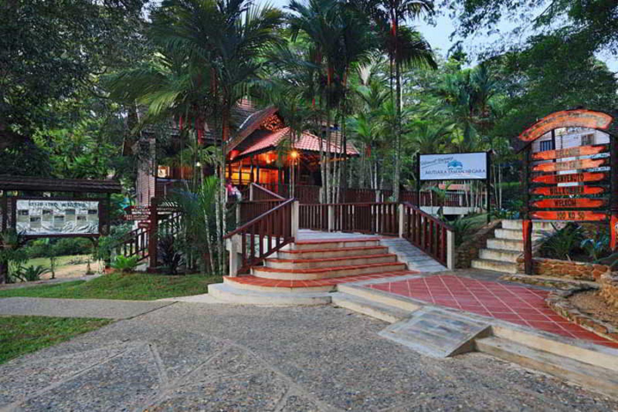 Hotel Mutiara Taman Negara Kuala Tahan Exterior foto