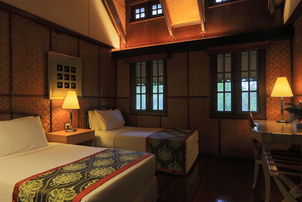 Hotel Mutiara Taman Negara Kuala Tahan Exterior foto