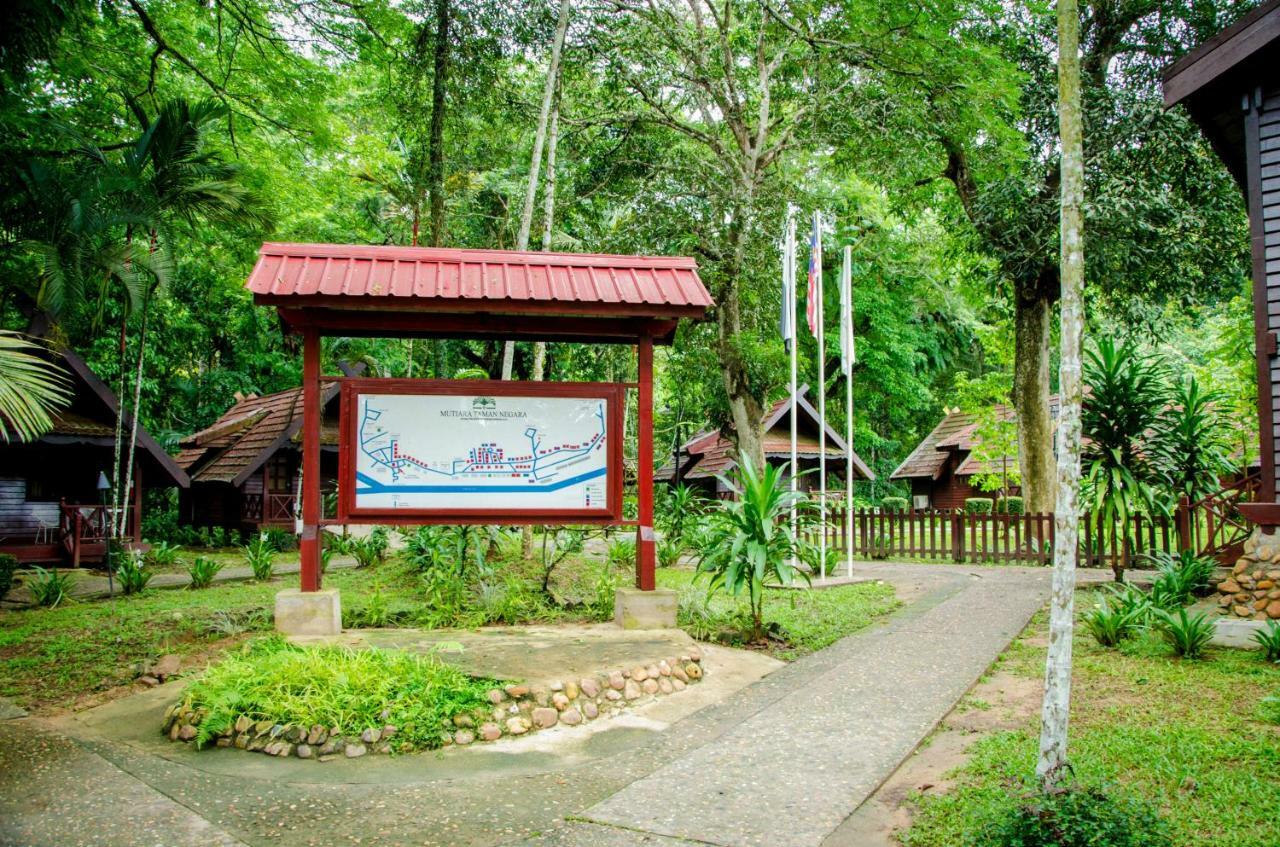 Hotel Mutiara Taman Negara Kuala Tahan Exterior foto
